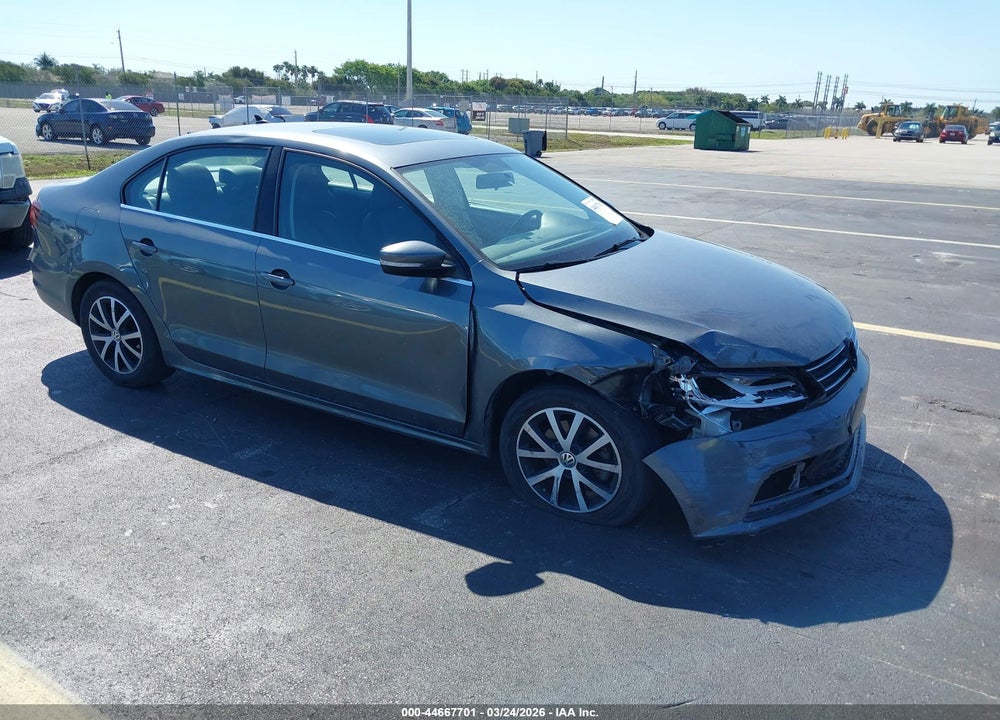 2017 VOLKSWAGEN JETTA 1.4T SE VIN: 3VWDB7AJ9HM372986