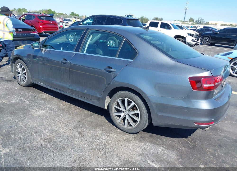 2017 VOLKSWAGEN JETTA 1.4T SE VIN: 3VWDB7AJ9HM372986