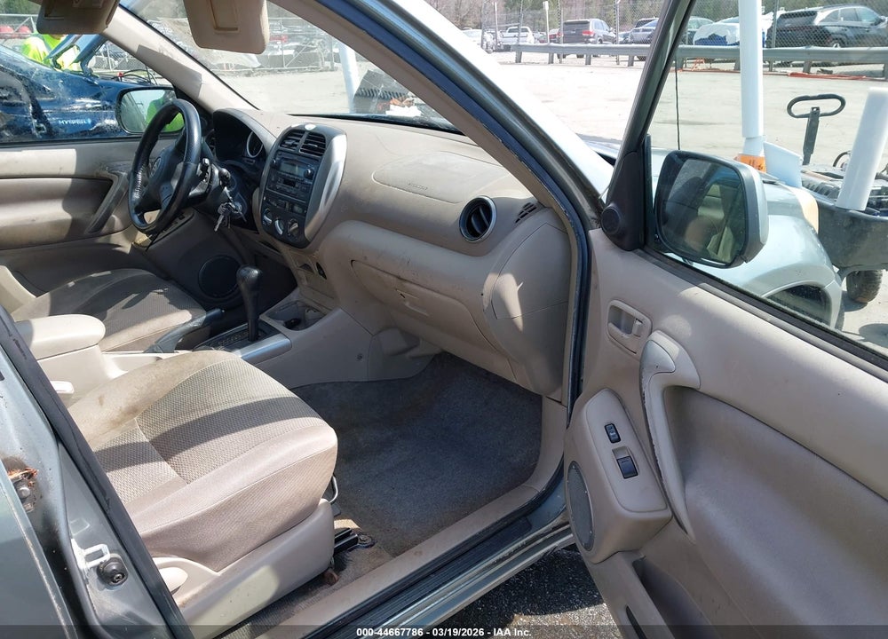 2005 TOYOTA RAV4 VIN: JTEGD20V750063903