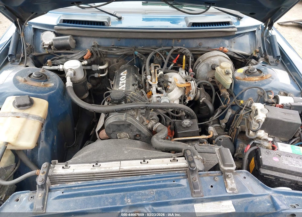 1992 VOLVO 240 GL VIN: YV1AS8808N1459791