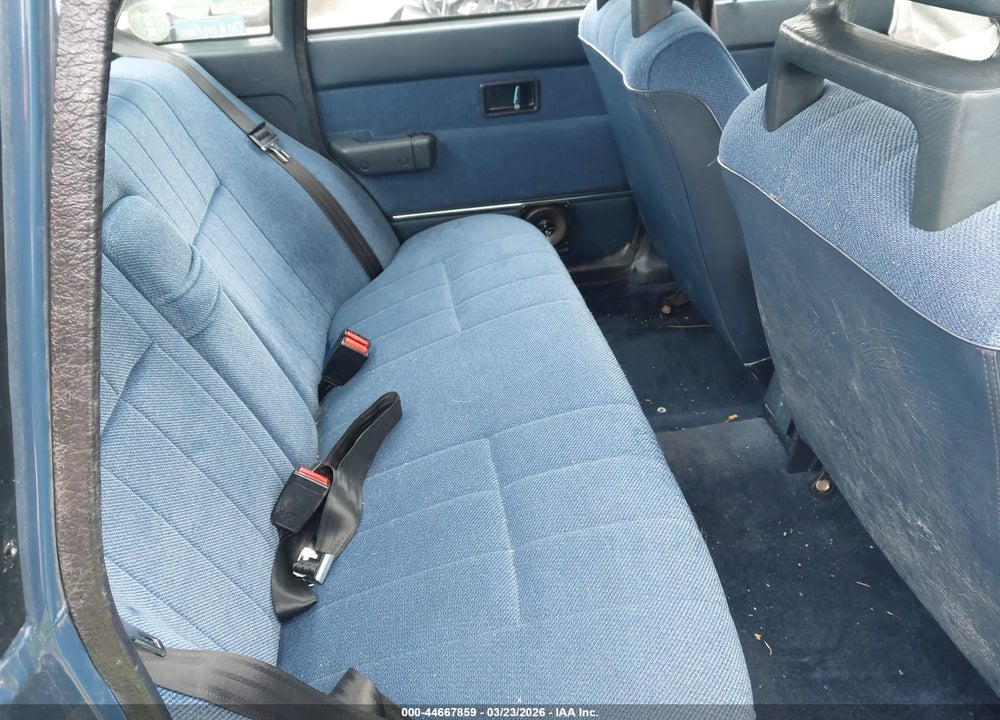 1992 VOLVO 240 GL VIN: YV1AS8808N1459791