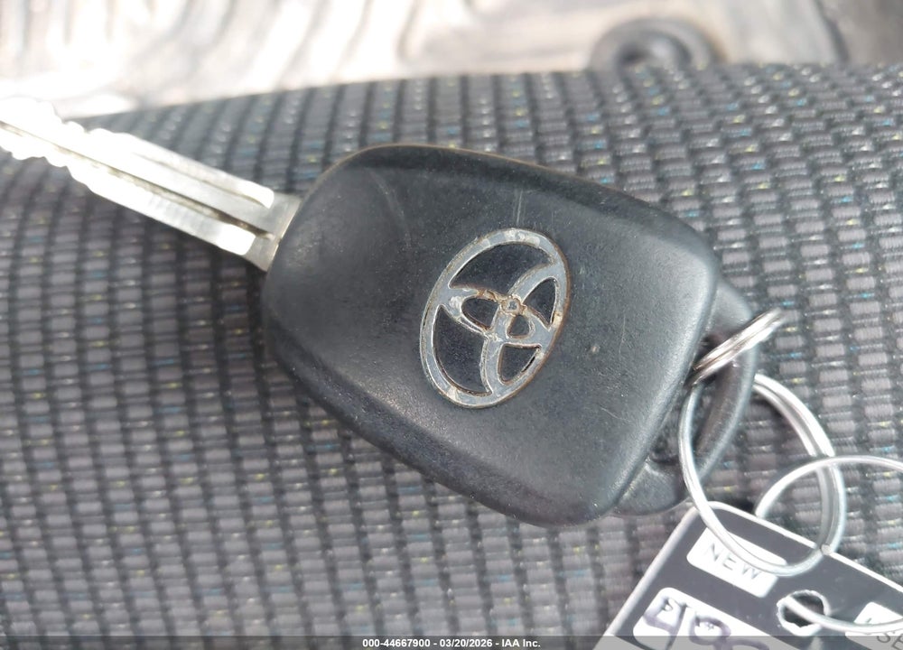 2019 TOYOTA COROLLA SE VIN: 5YFBURHE3KP926872