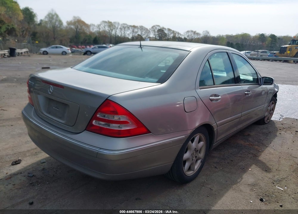 2003 MERCEDES-BENZ C 240 VIN: WDBRF61J23E012348