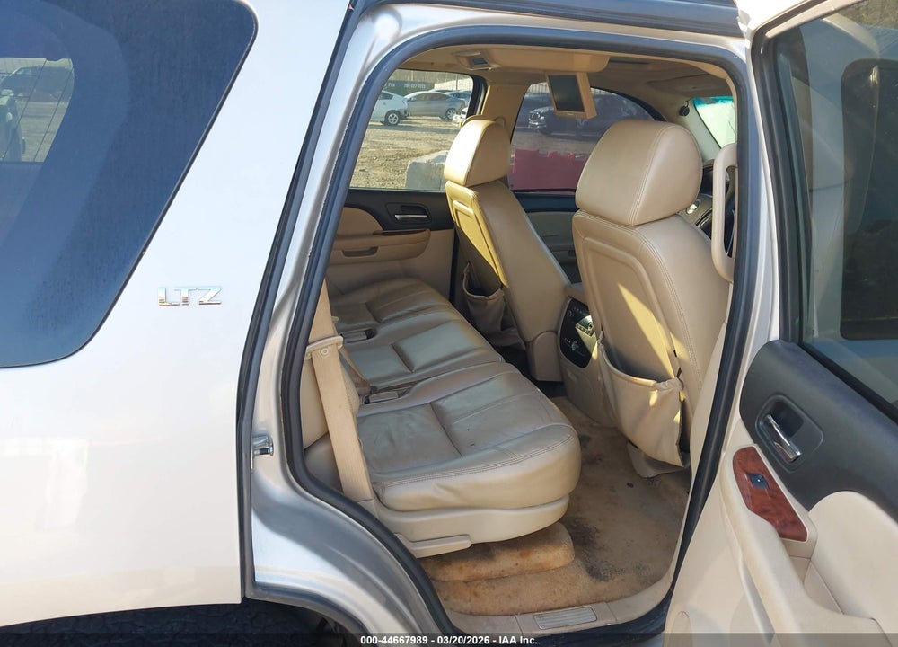 2007 CHEVROLET TAHOE LTZ VIN: 1GNFK130X7R303967