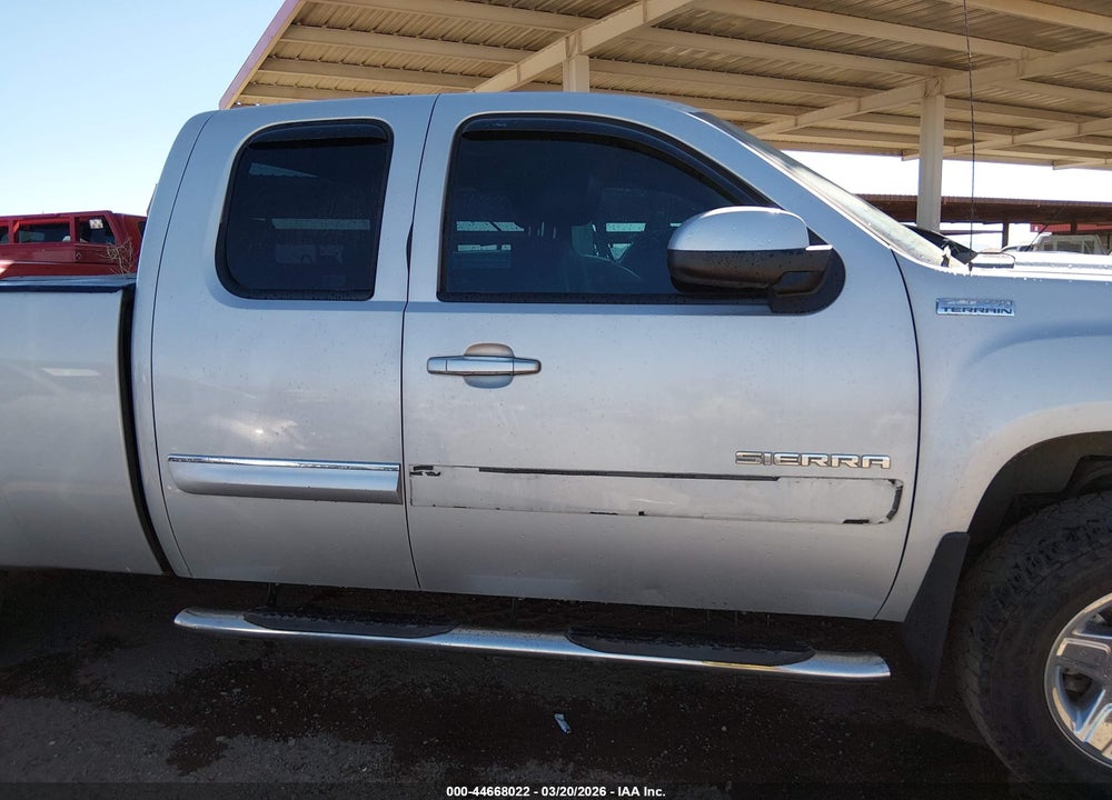 2010 GMC SIERRA 1500 SLT VIN: 1GTSKWE35AZ139658