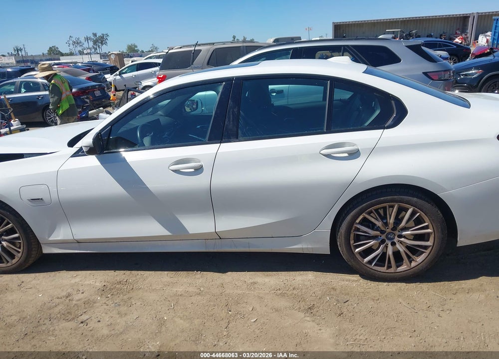 2023 BMW 330E VIN: 3MW39FF08P8C88764