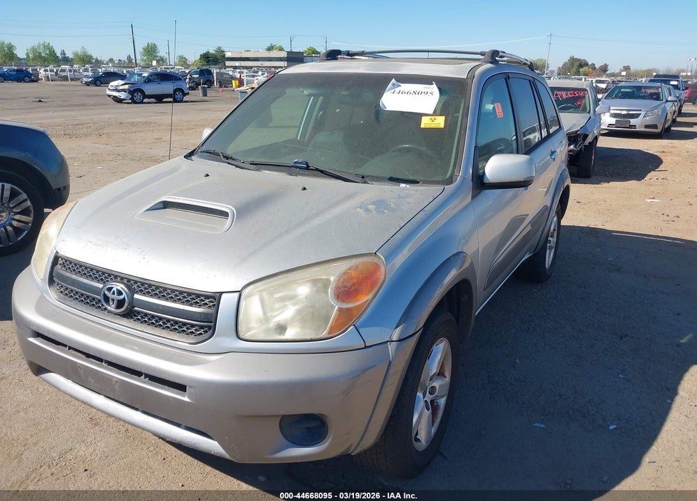 2004 TOYOTA RAV4 VIN: JTEHD20V546018152