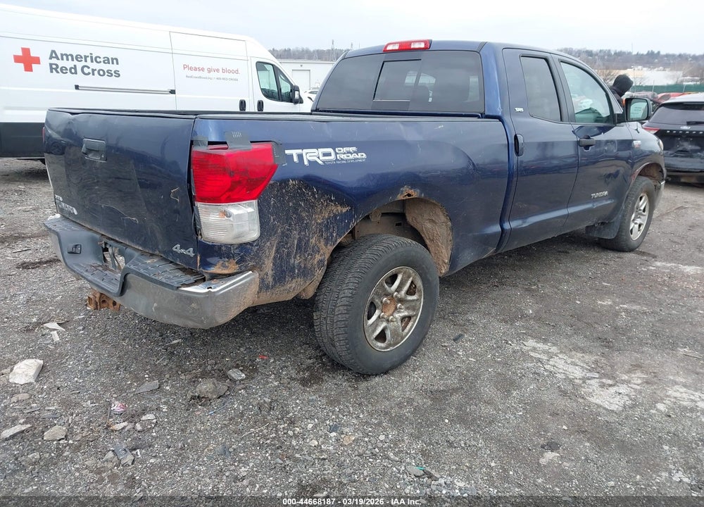 2013 TOYOTA TUNDRA GRADE 5.7L V8 VIN: 5TFUY5F1XDX314937