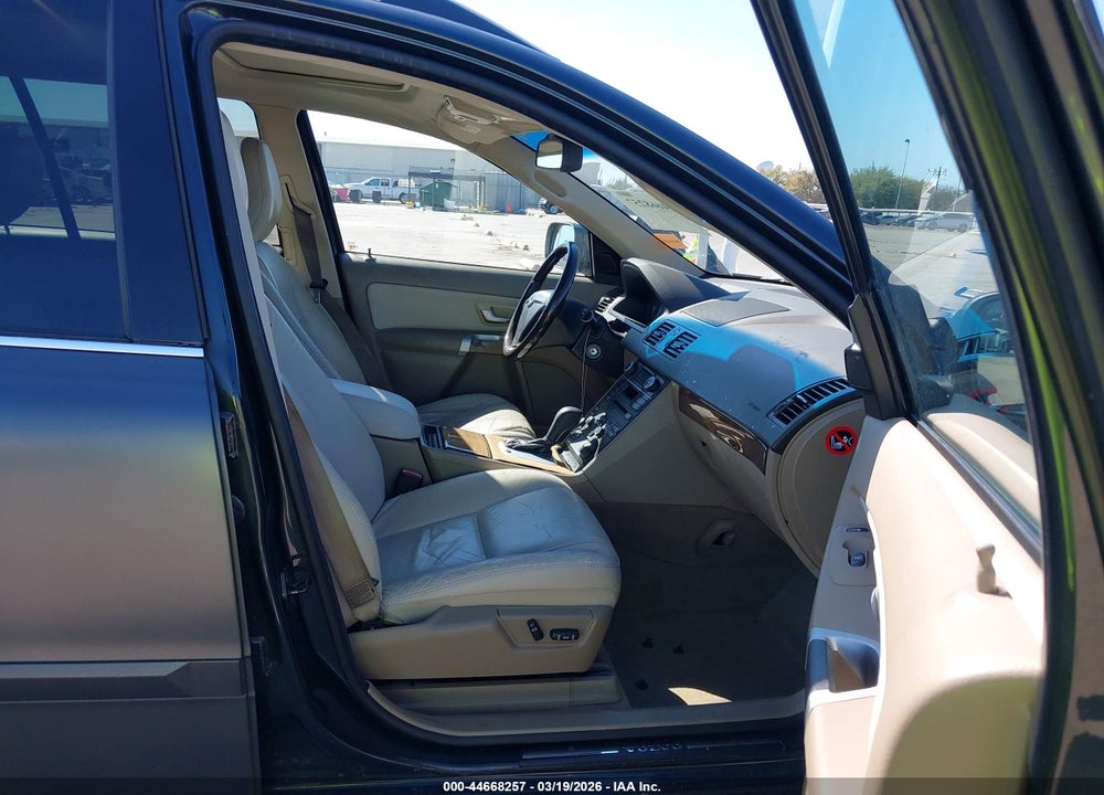 2010 VOLVO XC90 3.2 VIN: YV4982CZ1A1554842