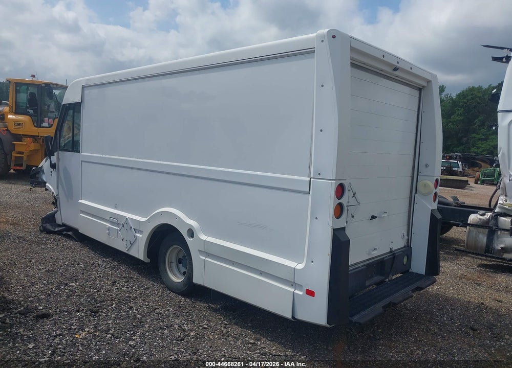 2018 ISUZU REACH VIN: JALB4T179J7W01084