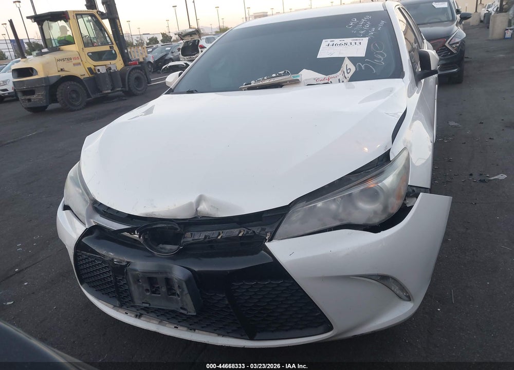 2017 TOYOTA CAMRY SE VIN: 4T1BF1FK4HU384760