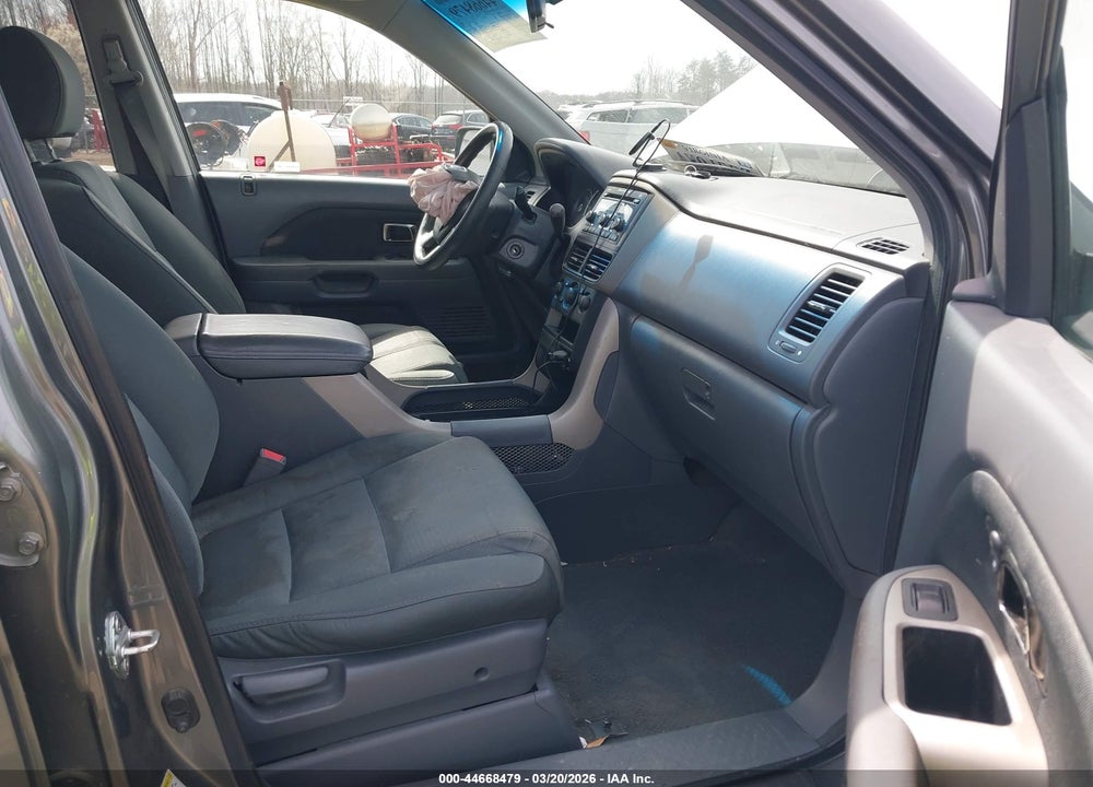 2008 HONDA PILOT VP VIN: 5FNYF28298B021445