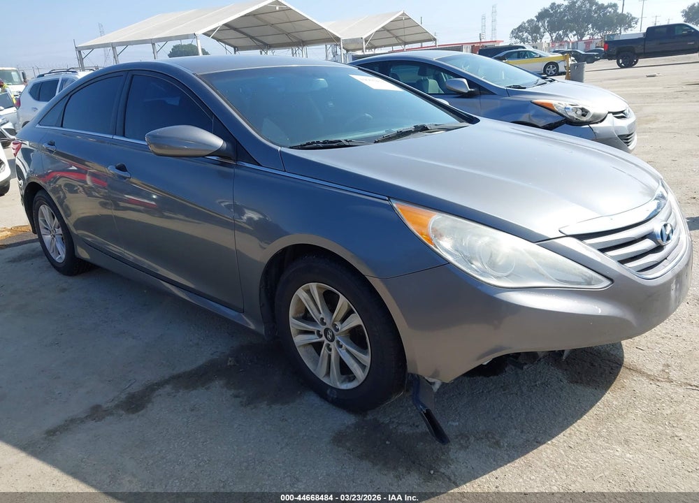 2014 HYUNDAI SONATA GLS VIN: 5NPEB4AC2EH920061