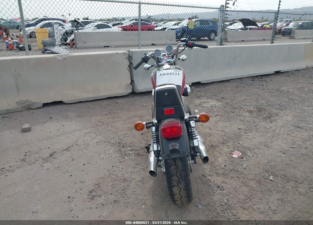 2006 KAWASAKI VN750 VIN: JKAVNDA156B556575