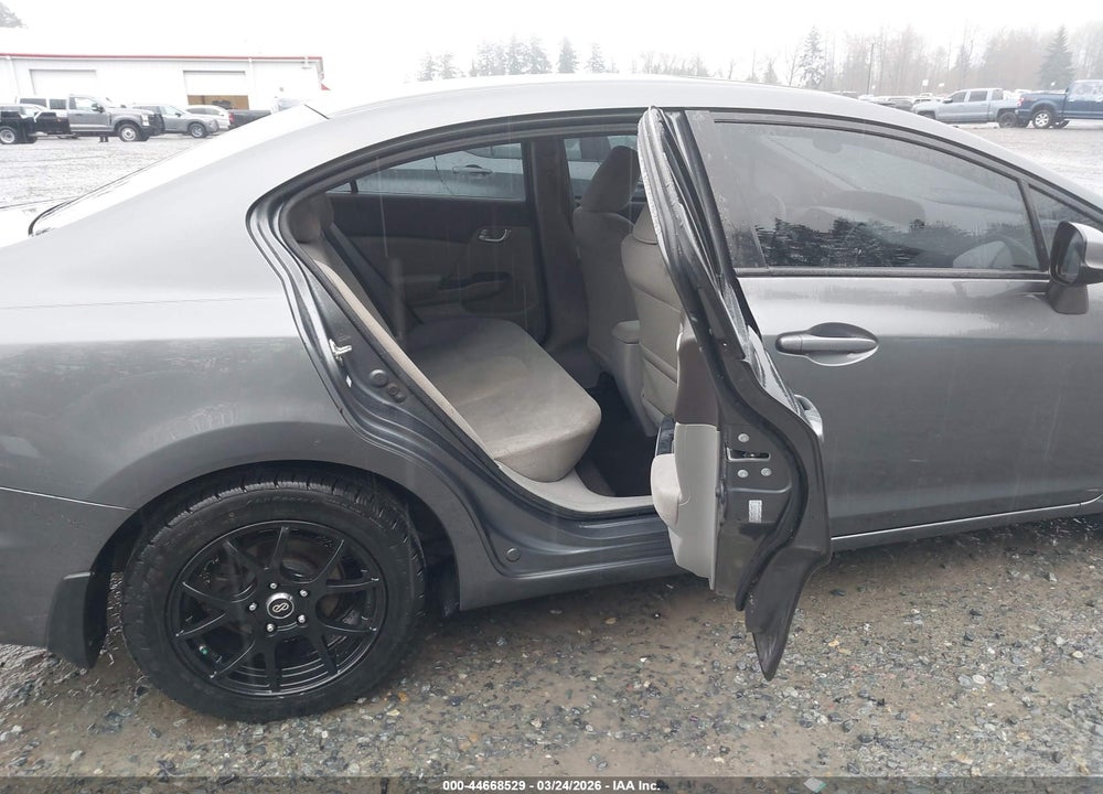2012 HONDA CIVIC EX VIN: 2HGFB2F89CH526397