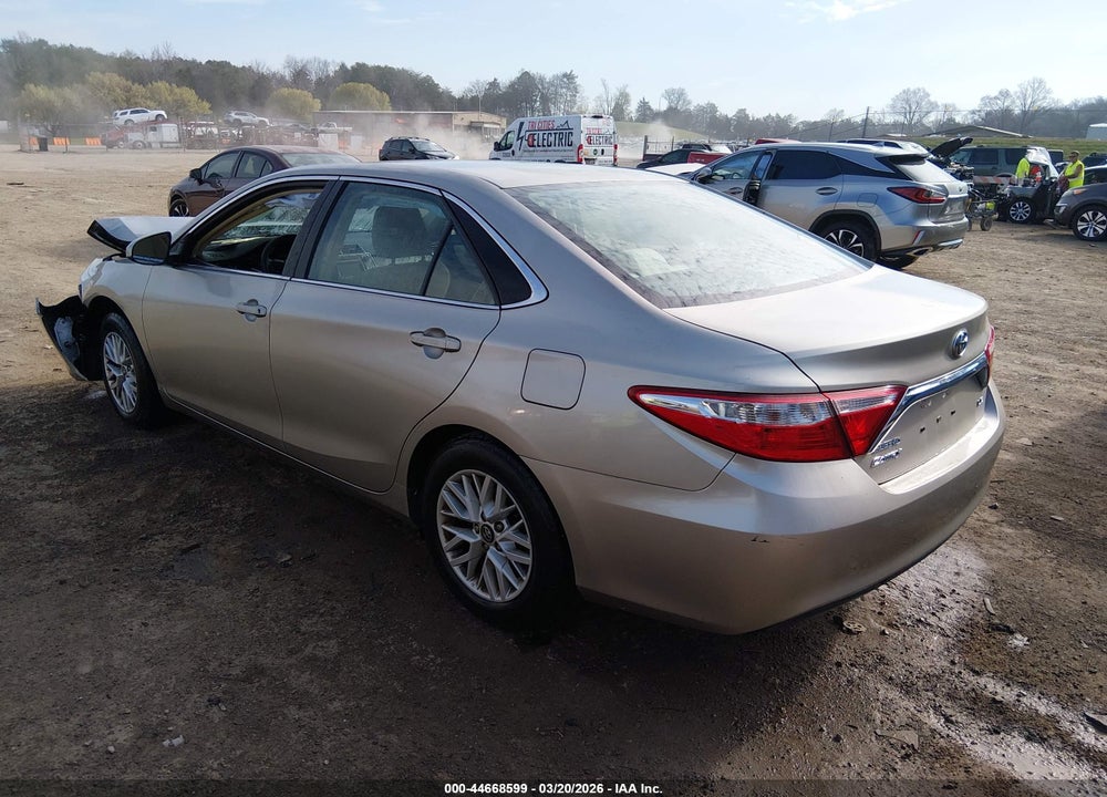2016 TOYOTA CAMRY LE VIN: 4T4BF1FK0GR572230