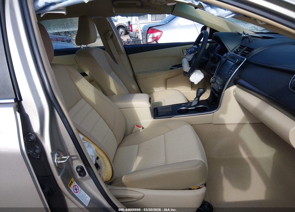 2016 TOYOTA CAMRY LE VIN: 4T4BF1FK0GR572230