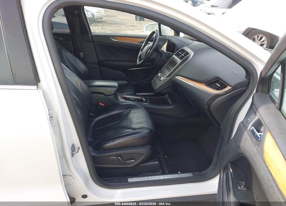 2015 LINCOLN MKC VIN: 5LMTJ2AH7FUJ15263