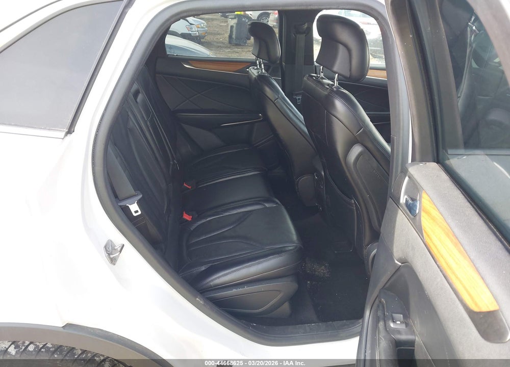 2015 LINCOLN MKC VIN: 5LMTJ2AH7FUJ15263