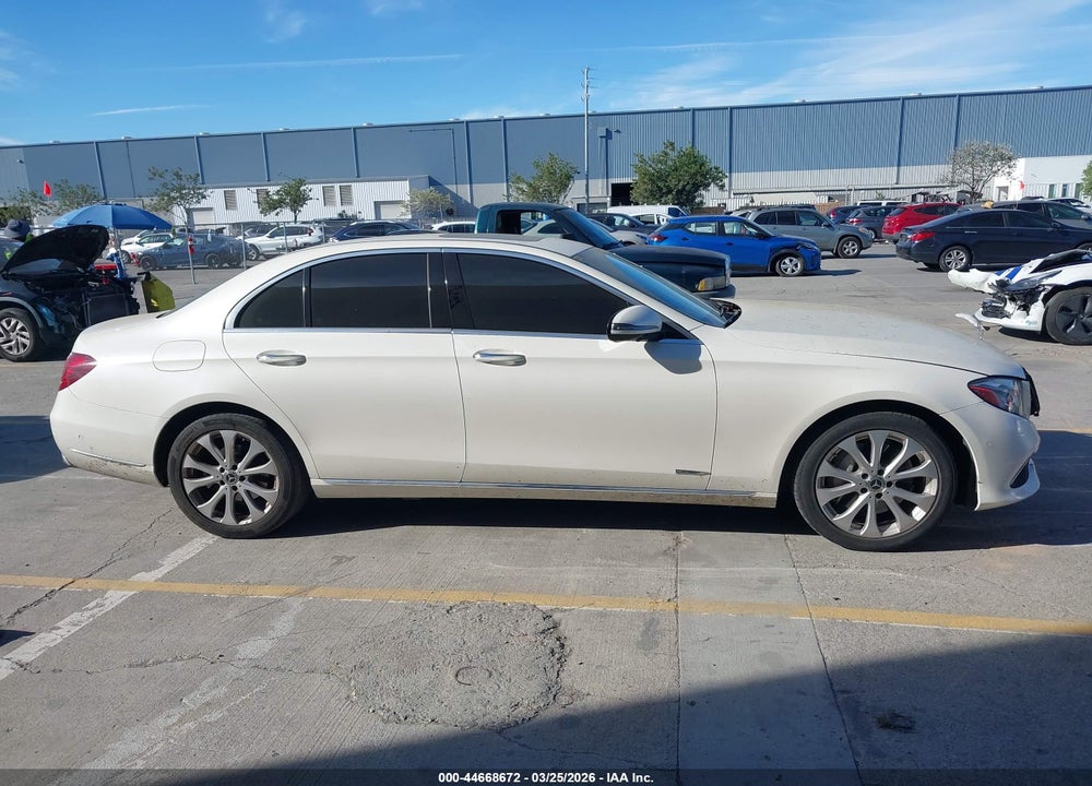 2017 MERCEDES-BENZ E 300 VIN: WDDZF4JB9HA245131