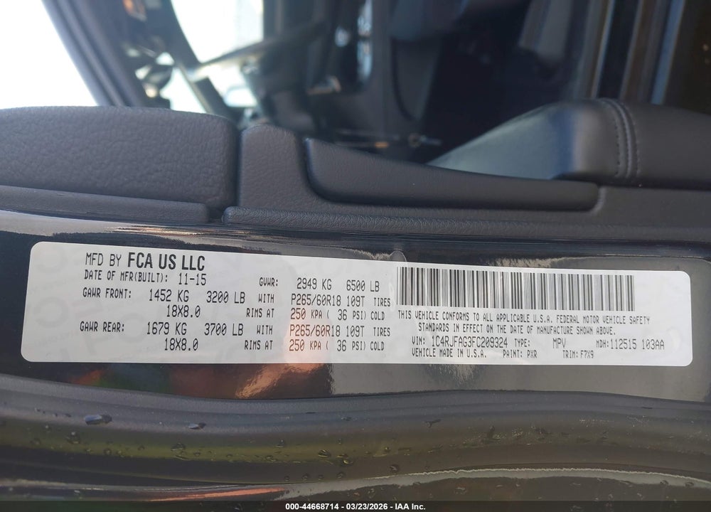 2015 JEEP GRAND CHEROKEE LAREDO VIN: 1C4RJFAG3FC209324