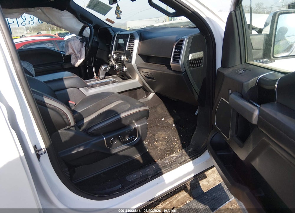 2018 FORD F-150 PLATINUM VIN: 1FTEW1EG0JFB92776