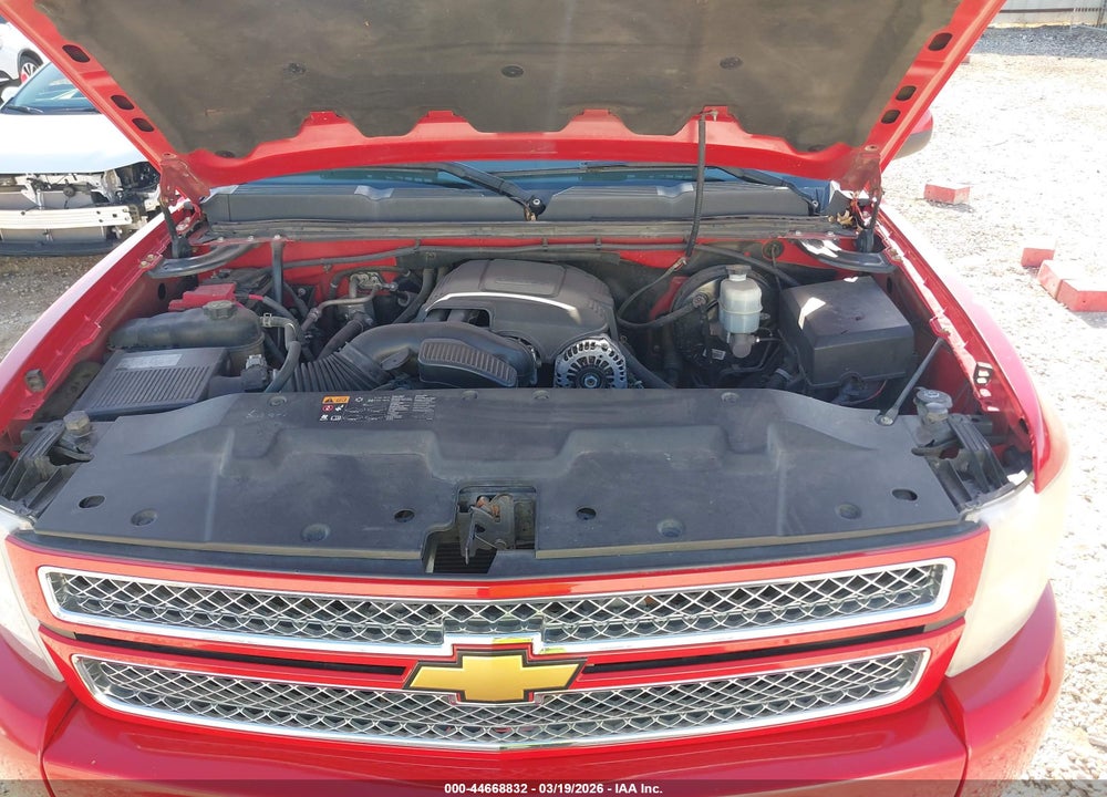 2013 CHEVROLET SILVERADO 1500 LT VIN: 3GCPKSE7XDG256853