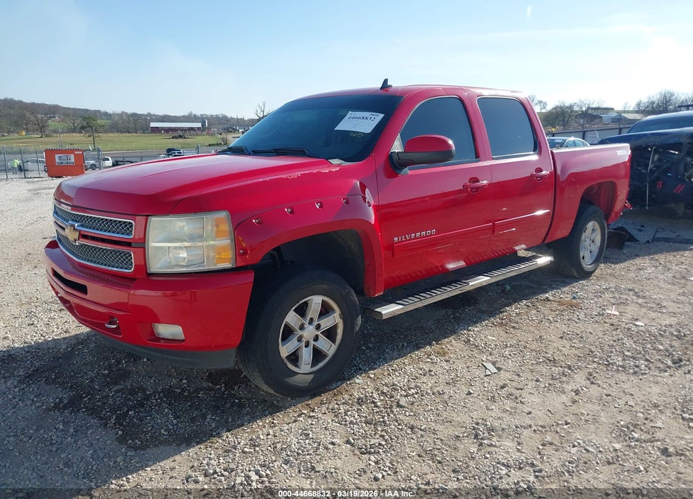 2013 CHEVROLET SILVERADO 1500 LT VIN: 3GCPKSE7XDG256853