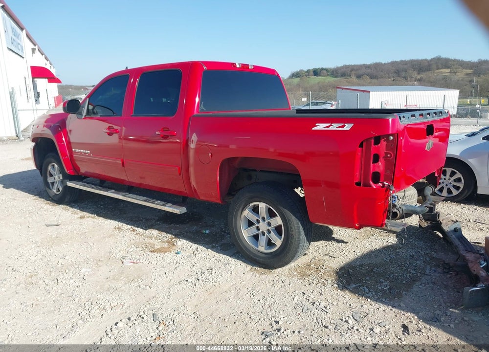 2013 CHEVROLET SILVERADO 1500 LT VIN: 3GCPKSE7XDG256853