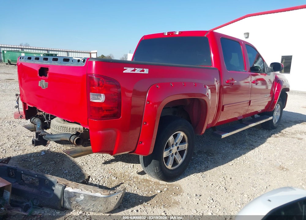 2013 CHEVROLET SILVERADO 1500 LT VIN: 3GCPKSE7XDG256853