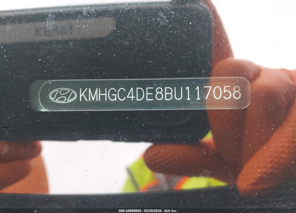 2011 HYUNDAI GENESIS 3.8 VIN: KMHGC4DE8BU117058