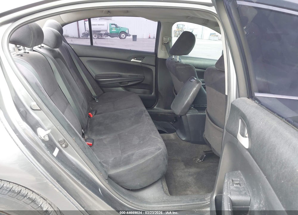 2011 HONDA ACCORD 2.4 LX VIN: 1HGCP2F30BA142482