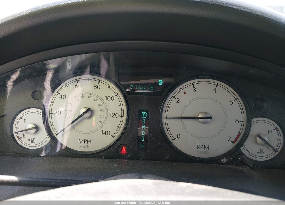 2005 CHRYSLER 300 VIN: 2C3JA43R55H569937