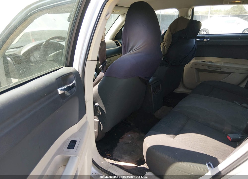 2005 CHRYSLER 300 VIN: 2C3JA43R55H569937