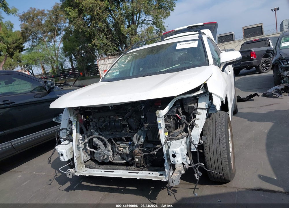 2021 TOYOTA RAV4 XLE VIN: 2T3W1RFV6MC157453