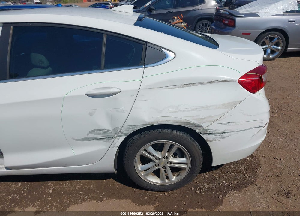 2016 CHEVROLET CRUZE LT AUTO VIN: 1G1BE5SM7G7269310