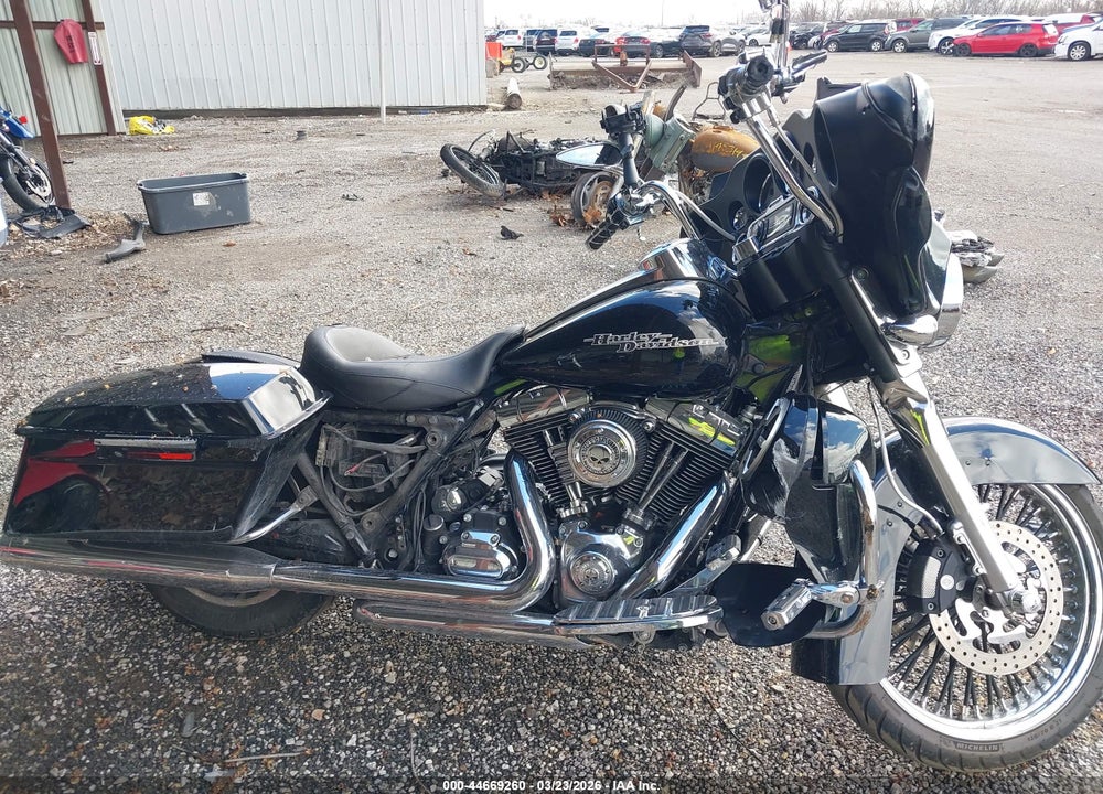 2012 HARLEY-DAVIDSON FLHX STREET GLIDE VIN: 1HD1KBM12CB629988