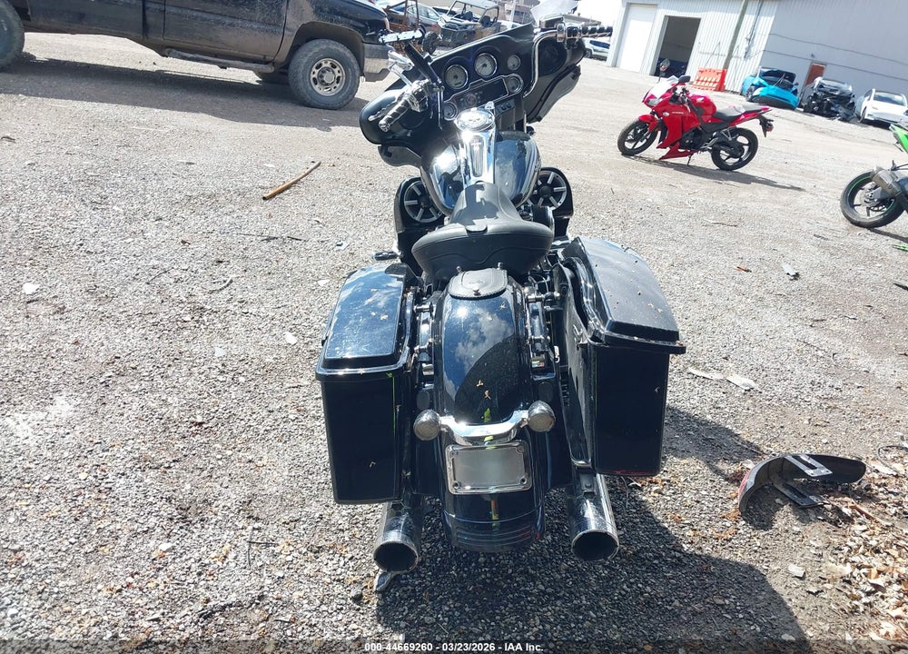 2012 HARLEY-DAVIDSON FLHX STREET GLIDE VIN: 1HD1KBM12CB629988