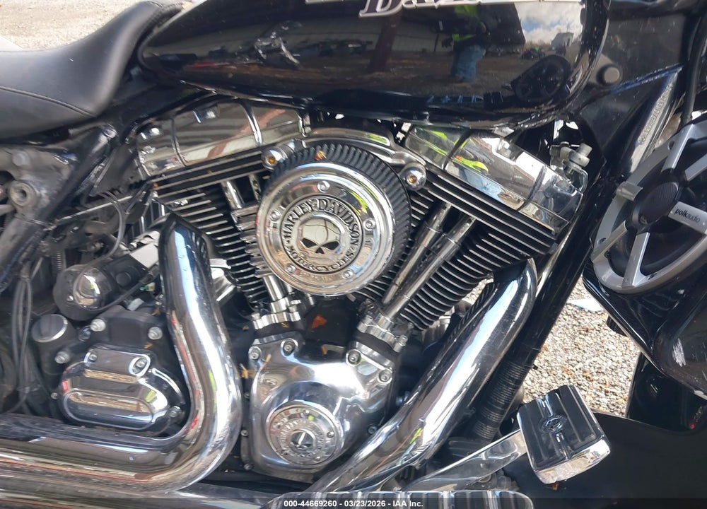 2012 HARLEY-DAVIDSON FLHX STREET GLIDE VIN: 1HD1KBM12CB629988
