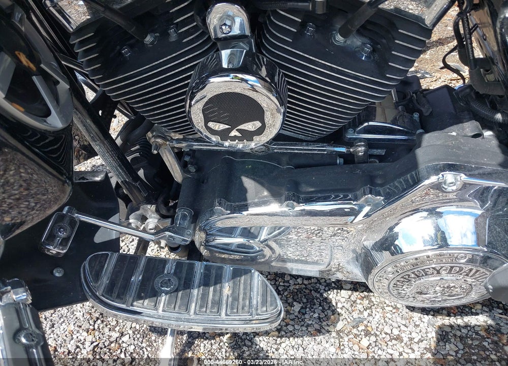 2012 HARLEY-DAVIDSON FLHX STREET GLIDE VIN: 1HD1KBM12CB629988