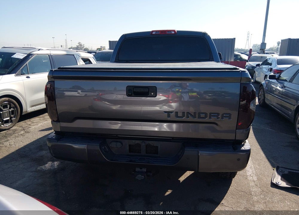 2019 TOYOTA TUNDRA SR5 5.7L V8 VIN: 5TFDY5F19KX851585