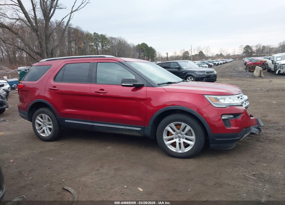 2019 FORD EXPLORER XLT VIN: 1FM5K8D8XKGA02181