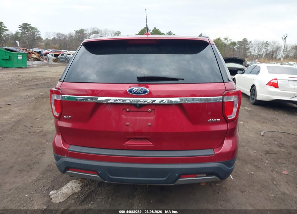 2019 FORD EXPLORER XLT VIN: 1FM5K8D8XKGA02181