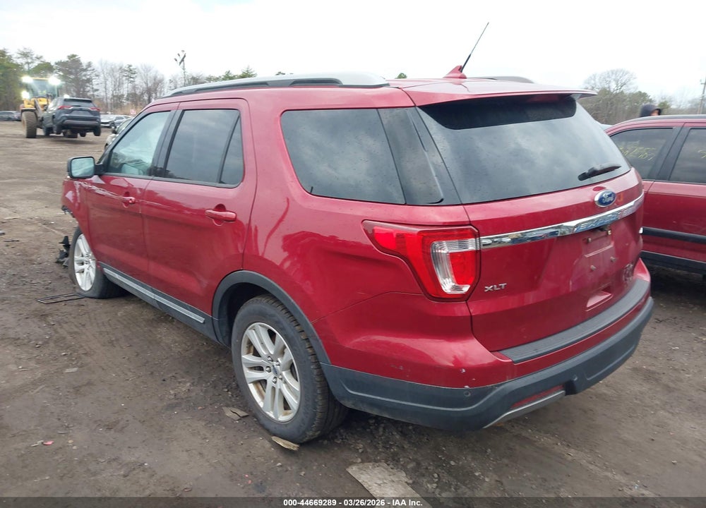 2019 FORD EXPLORER XLT VIN: 1FM5K8D8XKGA02181