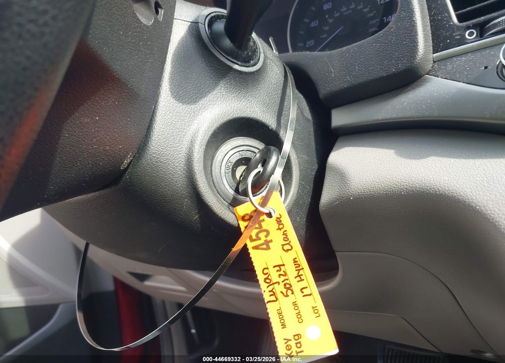 2017 HYUNDAI ELANTRA SE VIN: KMHD84LF8HU192298