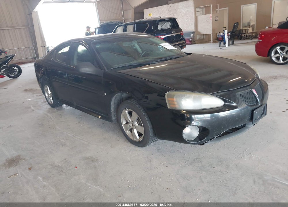 2007 PONTIAC GRAND PRIX VIN: 2G2WP552671181878