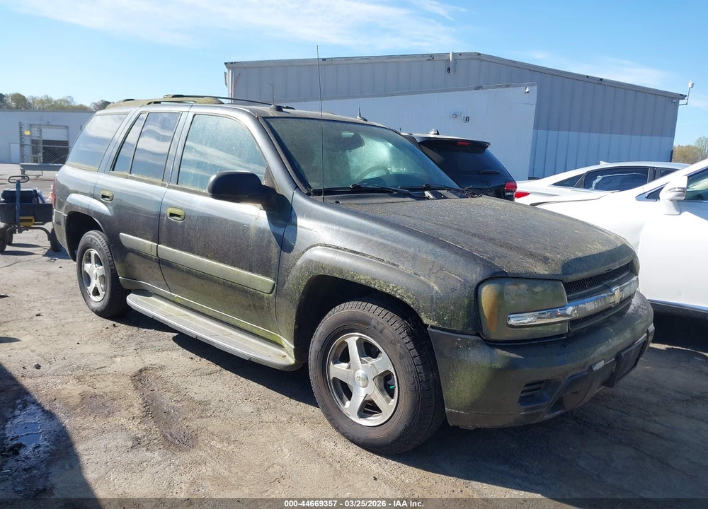 2005 CHEVROLET TRAILBLAZER LS VIN: 1GNDS13S052302292