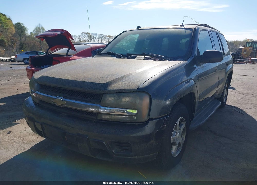 2005 CHEVROLET TRAILBLAZER LS VIN: 1GNDS13S052302292