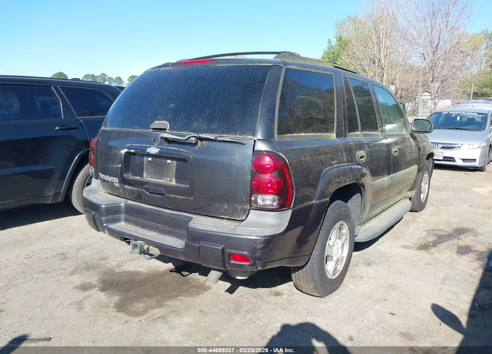 2005 CHEVROLET TRAILBLAZER LS VIN: 1GNDS13S052302292