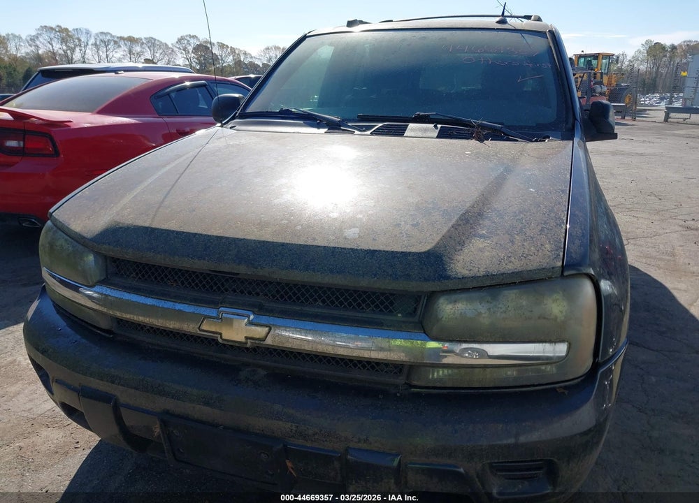 2005 CHEVROLET TRAILBLAZER LS VIN: 1GNDS13S052302292